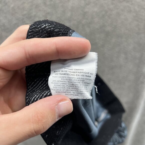 Nike Pro Pants Womens Small Black Gray Dri-FIT 3/4 Compression Leggings Athletic - Picture 3 of 11